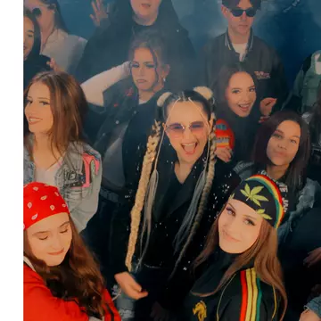 Trupa Graffiti lansează „Pe Repeat”, o piesă funk plină de energie și culoare