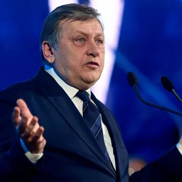 Crin Antonescu, primele declarații după ce a pierdut în primul tur al alegerilor prezidențiale: „Îmi pare rău”