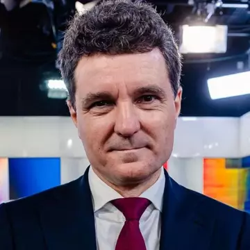 „Ce pantofi purtați?” Nicușor Dan a uimit cu răspunsul la întrebarea primită în timpul dezbaterii electorale