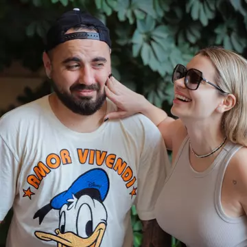 Ce spun Emy de la Noaptea Târziu și soția Mădălina despre experiența de la Power Couple: „Nu am învățat nimic nou, doar ceea ce știe orice bărbat! Întotdeauna femeia are dreptate!”/ Exclusiv