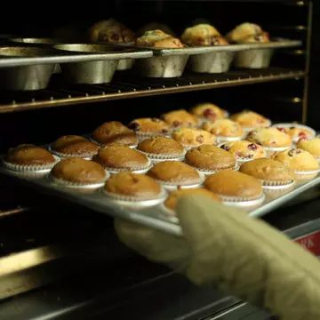 Adio cuptor pe lemne? De ce bucătăriile moderne renunță la tradiție în favoarea electricului