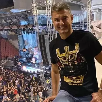 Tânăra care îl acuză pe Cristian Boureanu de agresiune sexuală spune ce s-ar fi întâmplat în casa fostului politician: „Ne-a pus într-o situație neplăcută”