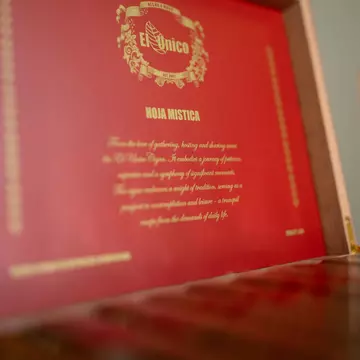 Un nou capitol: El Unico devine primul brand de trabucuri din România