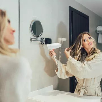 Importanța uscătorului de păr hotelier în satisfacția clienților