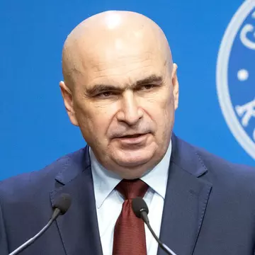 Ilie Bolojan s-a întâlnit cu reprezentanții agenției care vor decide dacă România va fi retrogradată la „Junk”. Anunțul Guvernului