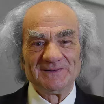 Leon Dănăilă, despre singurul desert benefic pentru creier. Consumul zilnic ajută la păstrarea tinereții mentale 