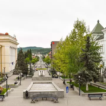 Orașul din România unde se trăiește cel mai bine. Este curat, are aer de munte și prețuri accesibile