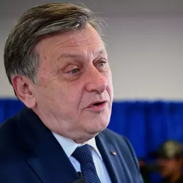 Crin Antonescu, atac dur la adresa lui Nicușor Dan: „România nu are președinte”