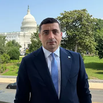 George Simion susține că AUR va ajunge „inevitabil” la guvernare în această toamnă. Ce îndemn are politicianul pentru PSD