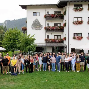 Școala de Vară GPeC 27-31 august: cursuri intensive de E-Commerce și Digital Marketing, team-building și networking la aer curat de munte