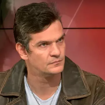 Tudor Chirilă, reacție după ce un curier din Bangladesh a fost lovit în Capitală. Cine e vinovatul suprem: „Politicianul xenofob care a incitat la ură. Mulți români au fost victime”