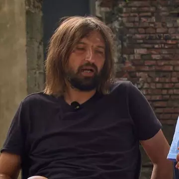 Gabi Tamaș și Dan Alexa, implicați într-un accident la Asia Express: „N-a mai găsit frâna și s-a lovit la cap”