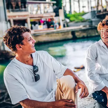 5 cheltuieli cu banii de buzunar care pot deveni lecții de viață pentru adolescenți în această toamnă