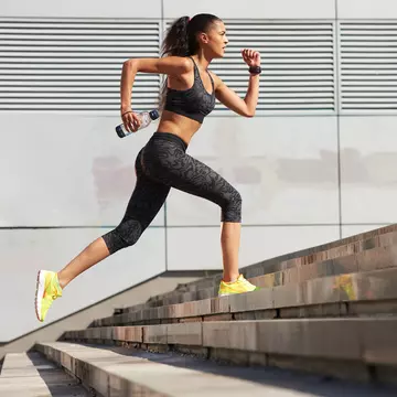 Care sunt exerciţiile fizice care ard cele mai multe calorii