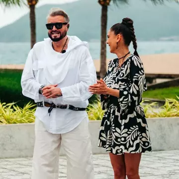 Câți bani a primit Cătălin Botezatu pentru apariția sa la „Asia Express” 2025. Designerul a fost „handicapul” Olgăi Barcari și al lui Karmen Simionescu