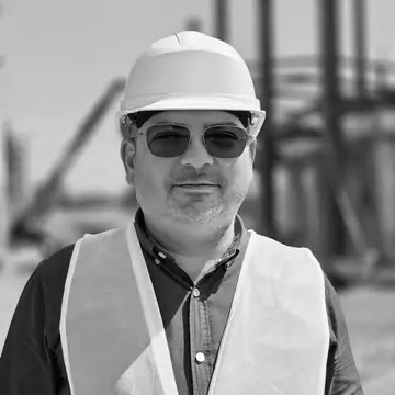 Cine e Daniel Popa, directorul Termocentrale Constanța care a fost găsit spânzurat în propria casă. Bărbatul avea 43 de ani