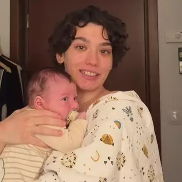 De ce nu va fi botezat nepotul actriței Maia Morgenstern. Fiica ei, Cabiria, a ales un nume cu o semnificație deosebită pentru bebeluș