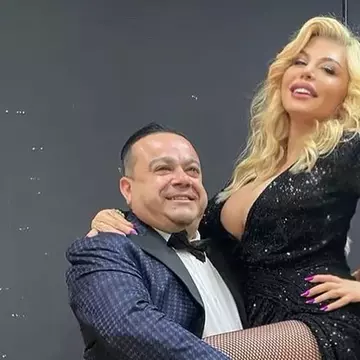 Loredana și Adrian Minune, sărut pasional pe scenă. Momentul a devenit viral