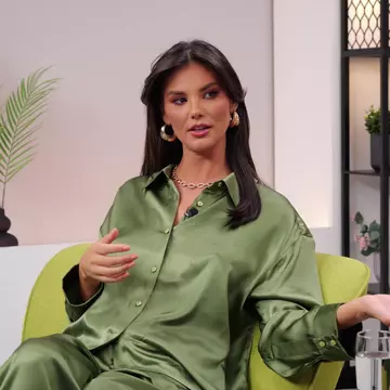 „Munceam la câmp ca să-i dau bani surorii mele să se ducă la școală.” Ramona Olaru, dezvăluiri rare despre copilăria ei marcată de lipsuri / Exclusiv