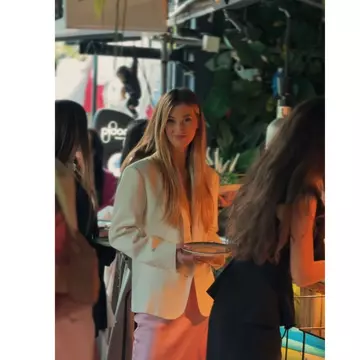 Frumusețea se întâlnește cu rafinamentul: concurentele Miss Universe România 2025 au ales Naked Kitchen & Beach Bar – Rooftop Garden, pentru o seară de neuitat