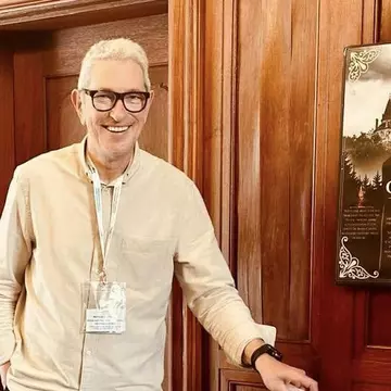 Andrei Zaharescu, rechemat în țară de Guvern. Fostul soț al Andreei Berecleanu era consul la Cape Town din 2013