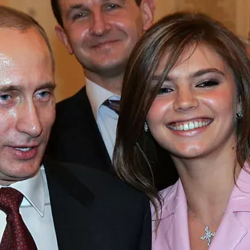 Cum arată acum presupusa parteneră a lui Vladimir Putin. Alina Kabaeva, prezentă la o competiție de gimnastică la Beijing