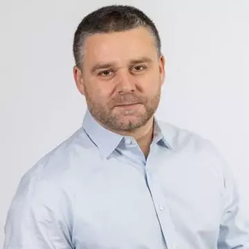 Cum arată o zi din viața lui Ciprian Ciucu. Cum își dorește candidatul la Primăria Capitalei să transforme Bucureștiul