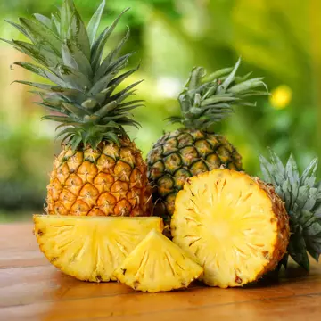 Cum se curăță un ananas