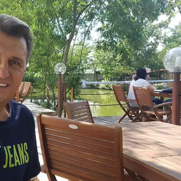 Drama prin care a trecut Nea Marin. I-a murit fiul și a suferit enorm. Acum are două fiice și este bunic