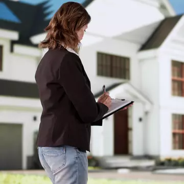 Studiu Imobiliare.ro: Câtă încredere au românii în dezvoltatori și agenți imobiliari?