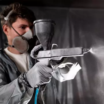 Vopsirea în câmp electrostatic – soluția modernă pentru protecția suprafețelor metalice