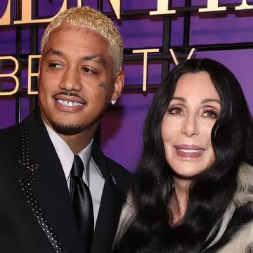 Cher se pregătește de nuntă. Când se vor căsători artista și Alexander Edwards, iubitul ei cu 40 de ani mai tânăr