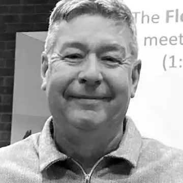 A murit Chris Tynan, un celebru prezentator BBC. "Ne va lipsi enorm!"