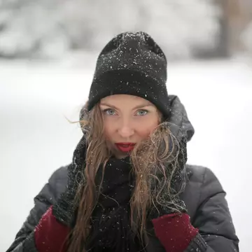 De ce rutina ta de frumusețe nu funcționează iarna: secretul unui ten hidratat și al unui somn odihnitor