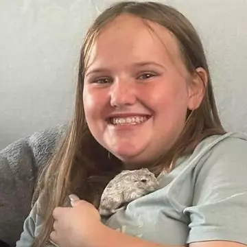 O adolescentă de 13 ani a murit în urma unei provocări de pe rețelele sociale. Ce este chroming, noul trend periculos