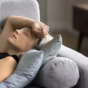 Când şi cât este bine să dormi după amiaza