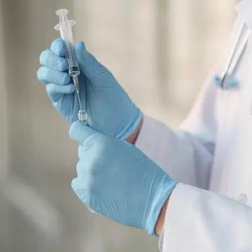 Noi reguli pentru concediile medicale din 1 iunie. Cine scapă de tăierea banilor pentru prima zi de boală