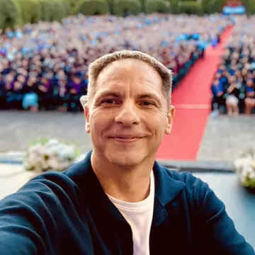 Dan Negru critică legile din România, după ce un băiat de 15 ani a fost ucis de colegi, la Cenei: „La noi, loazele sunt protejate”