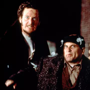 Daniel Stern din „Singur Acasă”, urmărit penal pentru solicitarea unei prostituate