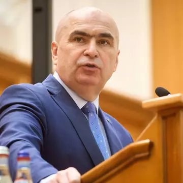 Ilie Bolojan se pregătește pentru un „buget al relansării” în 2026: „Aceste ajustări au însemnat dificultăţi suplimentare pentru mulţi români”