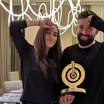 Cum arată casa în care locuiesc Oase și Maria Pitică. Câștigătorii Power Couple au un apartament spațios, cu design elegant