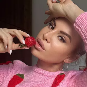 Cum se menține în formă Marina Dina. Antrenoarea de yoga a dezvăluit ce dietă urmează