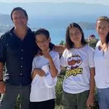 Ce reguli le impune Daniel Buzdugan celor doi copii adolescenți. Este un tată dur:„Se tem de mine”