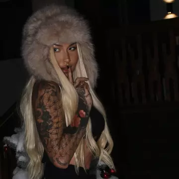 Delia Salchievici are un nou iubit după divorțul de Lino Golden și despărțirea de medicul estetician Auday Al-Ahmad. Prima imagine cu bărbatul