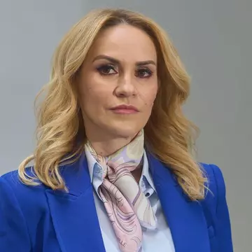 Gabriela Firea trage un semnal de alarmă asupra abuzurilor din mediul online: „Un copil sau o femeie pot fi umiliți, șantajați și distruși cu un singur clip”
