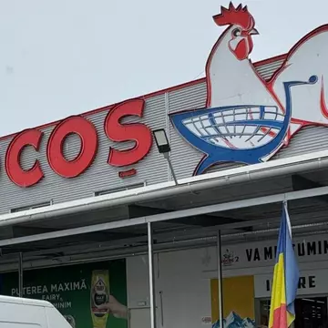 Lanțul de magazine „La Cocoș” va fi preluat de proprietarul Lidl și Kaufland: „Ideea e ca modelul low-cost să nu fie omorât”