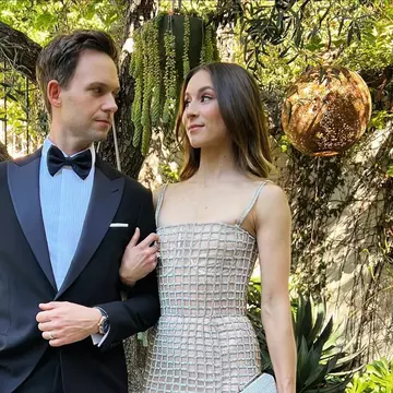 Troian Bellisario și Patrick J. Adams, părinți pentru a treia oară! Actrița din Pretty Little Liars a născut al treilea copil
