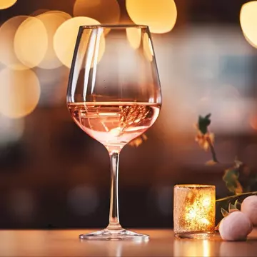 Cum îți dai seama dacă un rosé e bun înainte să-l guști