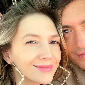 Adela Popescu, ironii la adresa lui Radu Vâlcan. Cu se ocupă vedeta cât timp soțul ei filmează noul sezon Insula Iubirii în Thailanda