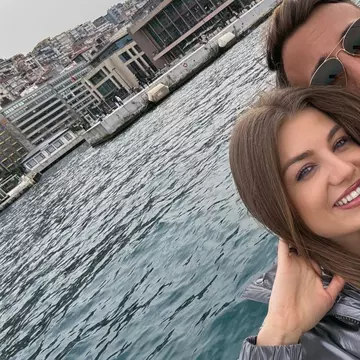 Codruța Filip a intentat divorțul de Valentin Sanfira. Ce se întâmplă acum cu cei doi artiști: „Probabil s-au gândit că se vor împăca”